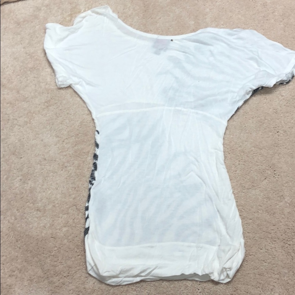2b Bebe zebra print top - Picture 4 of 5